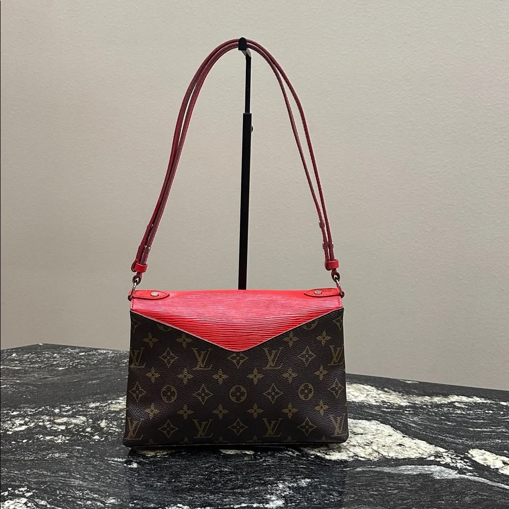♥️Louis Vuitton Saint Michael Epi Monogram - Picture 3 of 16